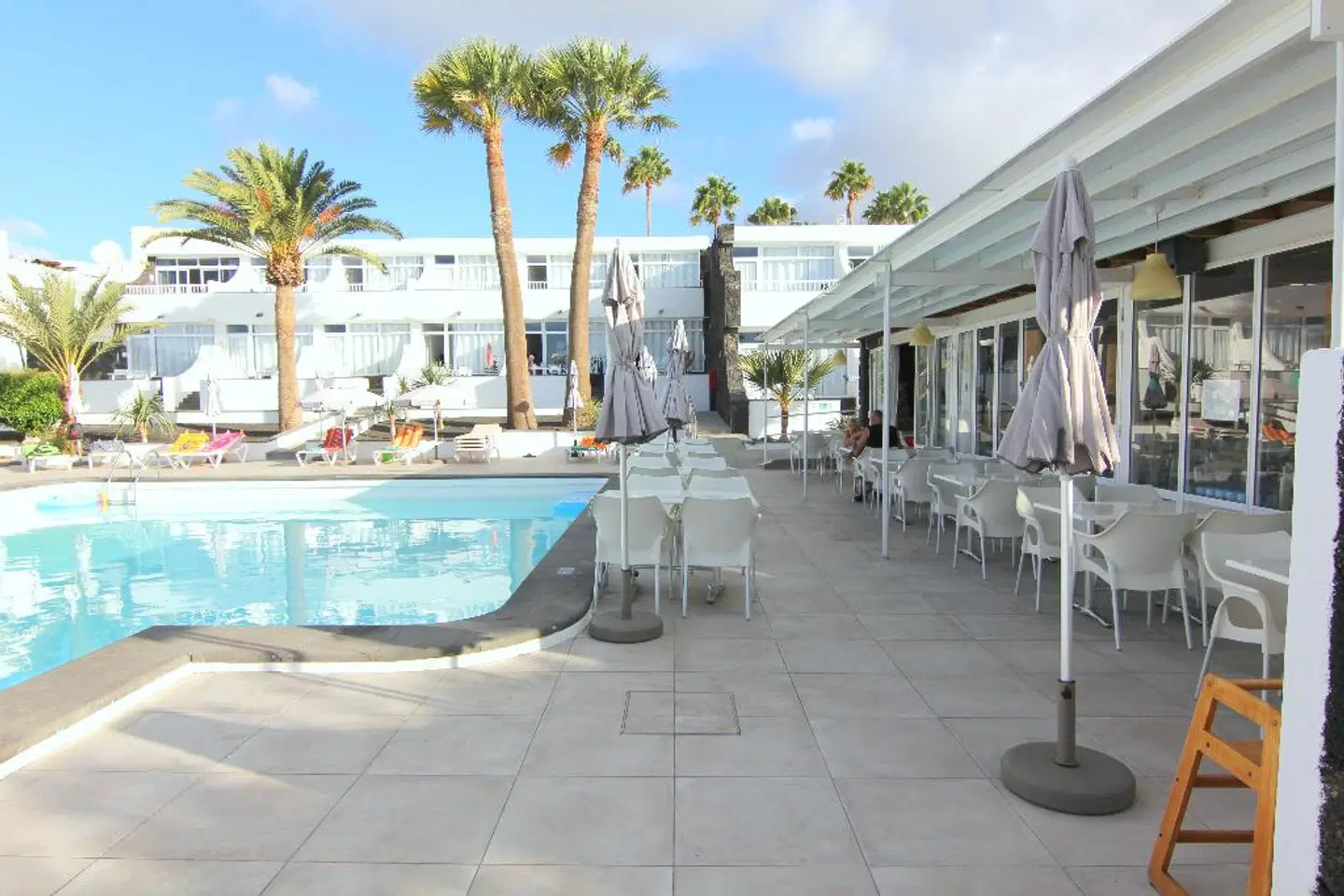 Apartamentos Arena Dorada OUTDOOR_POOL