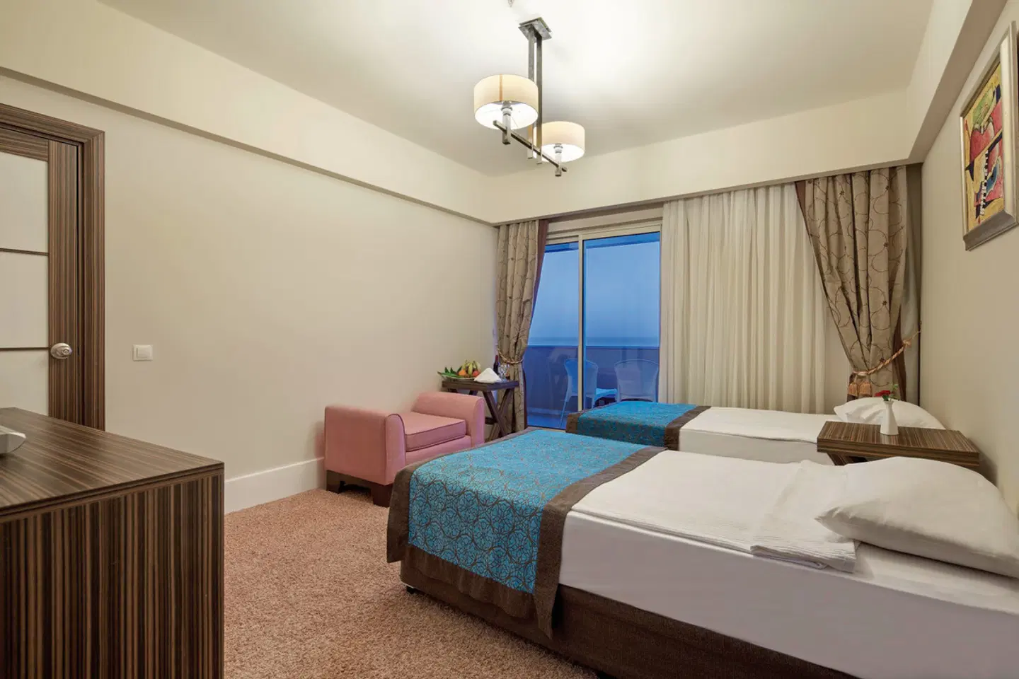 Crystal Family Comfort Collection ROOM_EXAMPLE