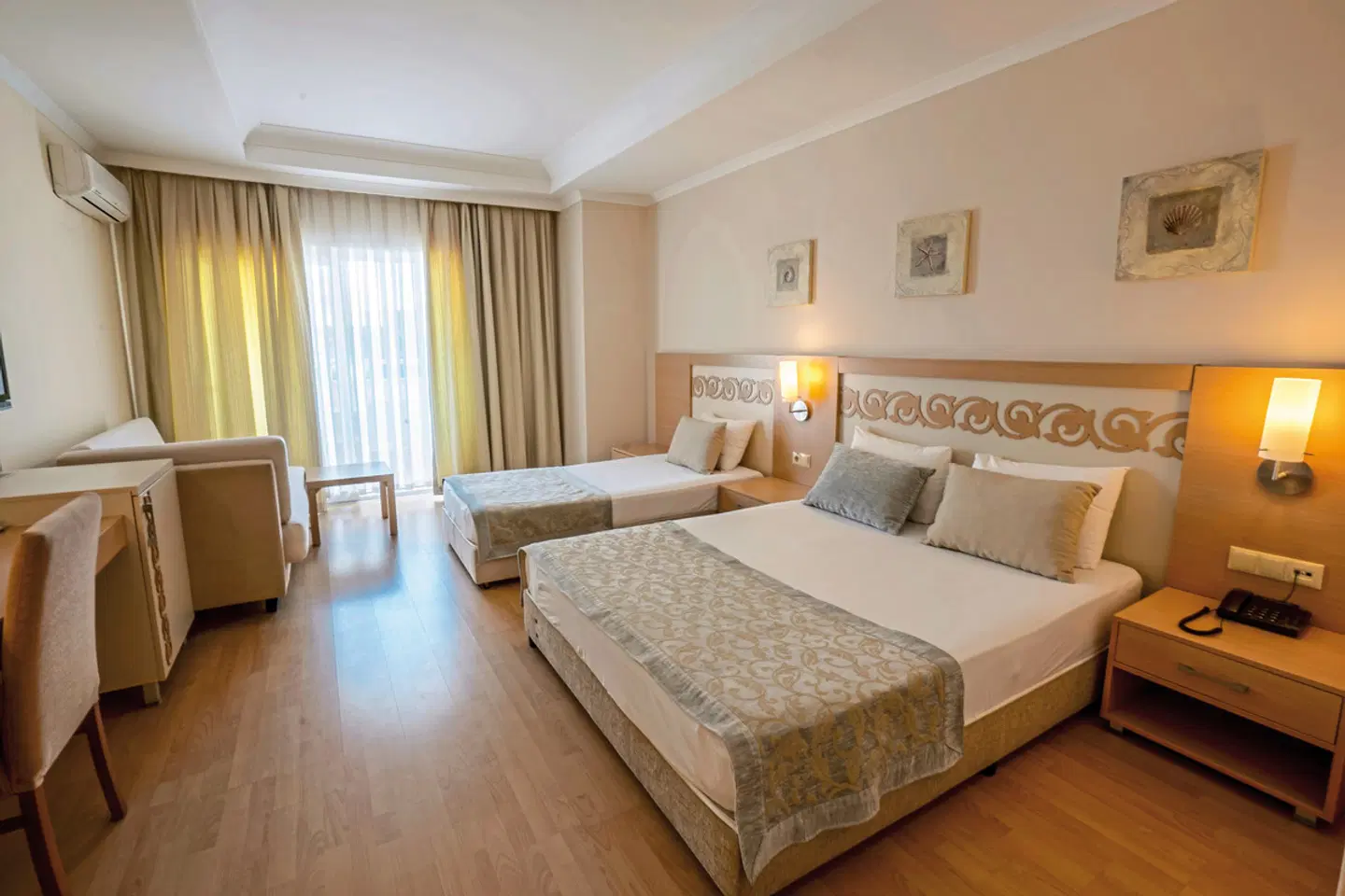 Titan Select ROOM_EXAMPLE