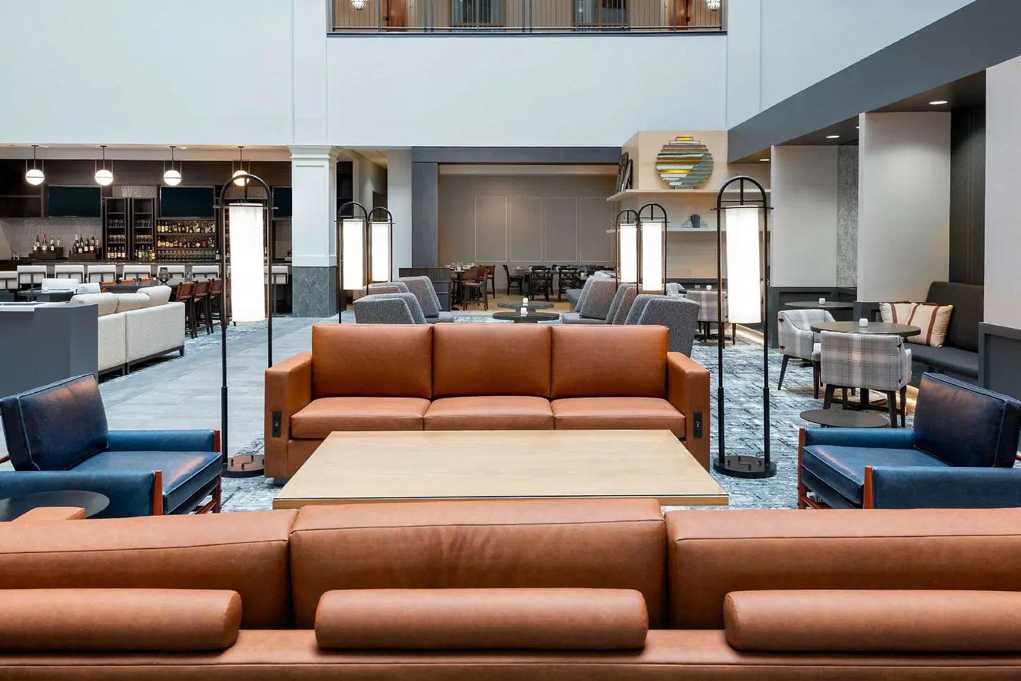 Hilton Charlotte Airport LOUNGE_LOBBY