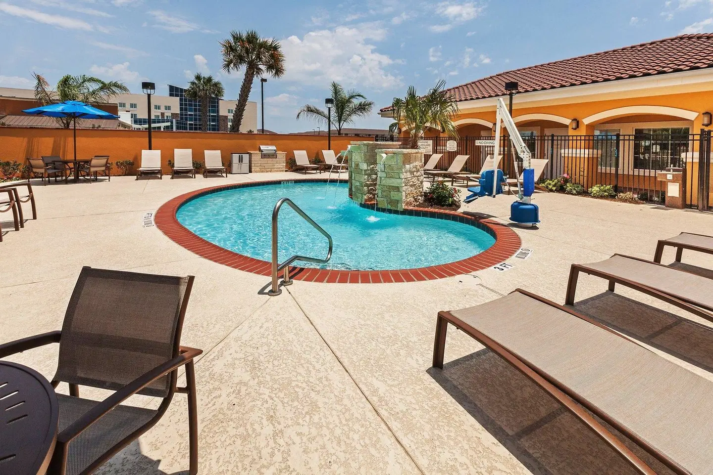 TownePlace Suites by Marriott Corpus Christi OUTDOOR_POOL
