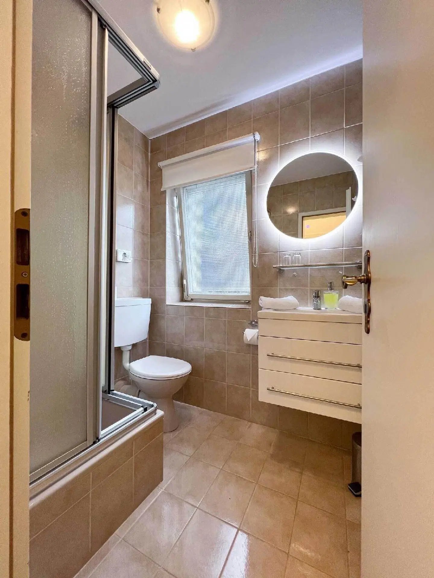 Westernacher am See Badezimmer