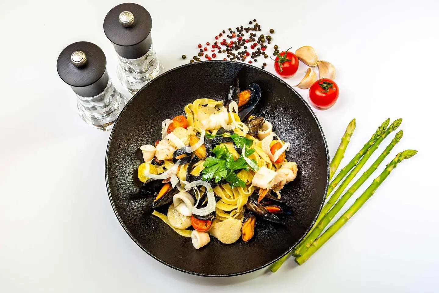 Radisson Blu Hotel, Muscat Restaurant