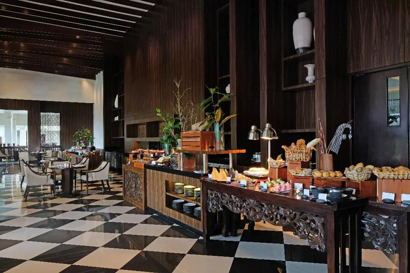 Homm Saranam Baturiti Terrasse