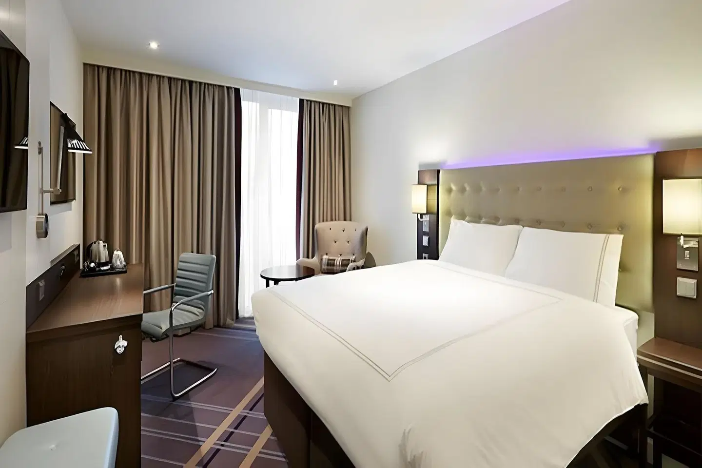 Premier Inn Berlin City Wilmersdorf ROOM_EXAMPLE