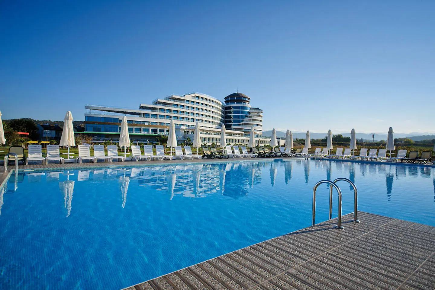 Raymar Resort & Aqua OUTDOOR_POOL