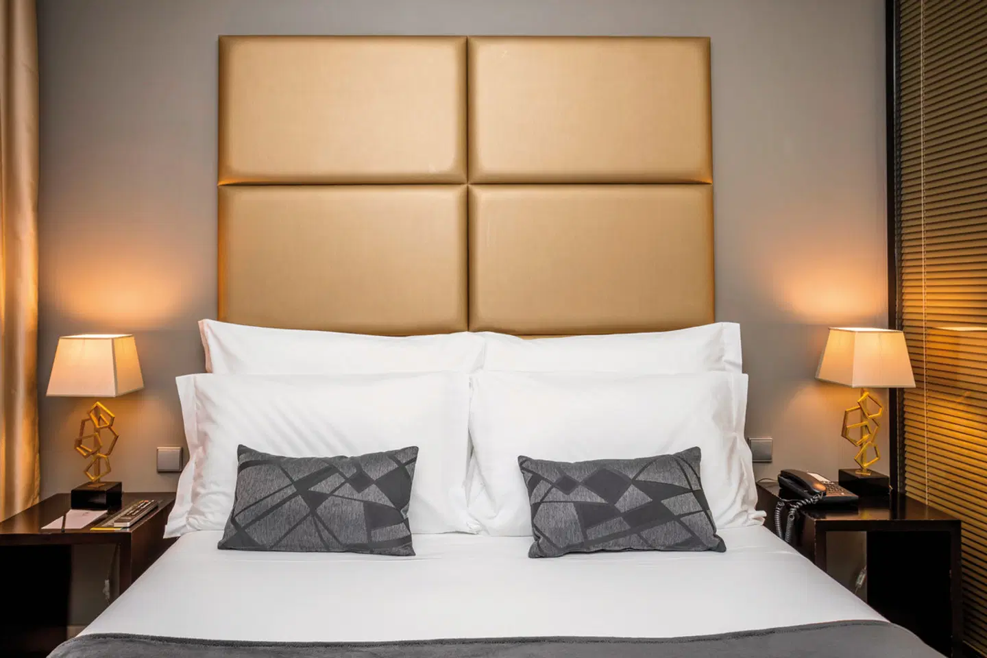 Czar Lisbon Hotel ROOM_EXAMPLE