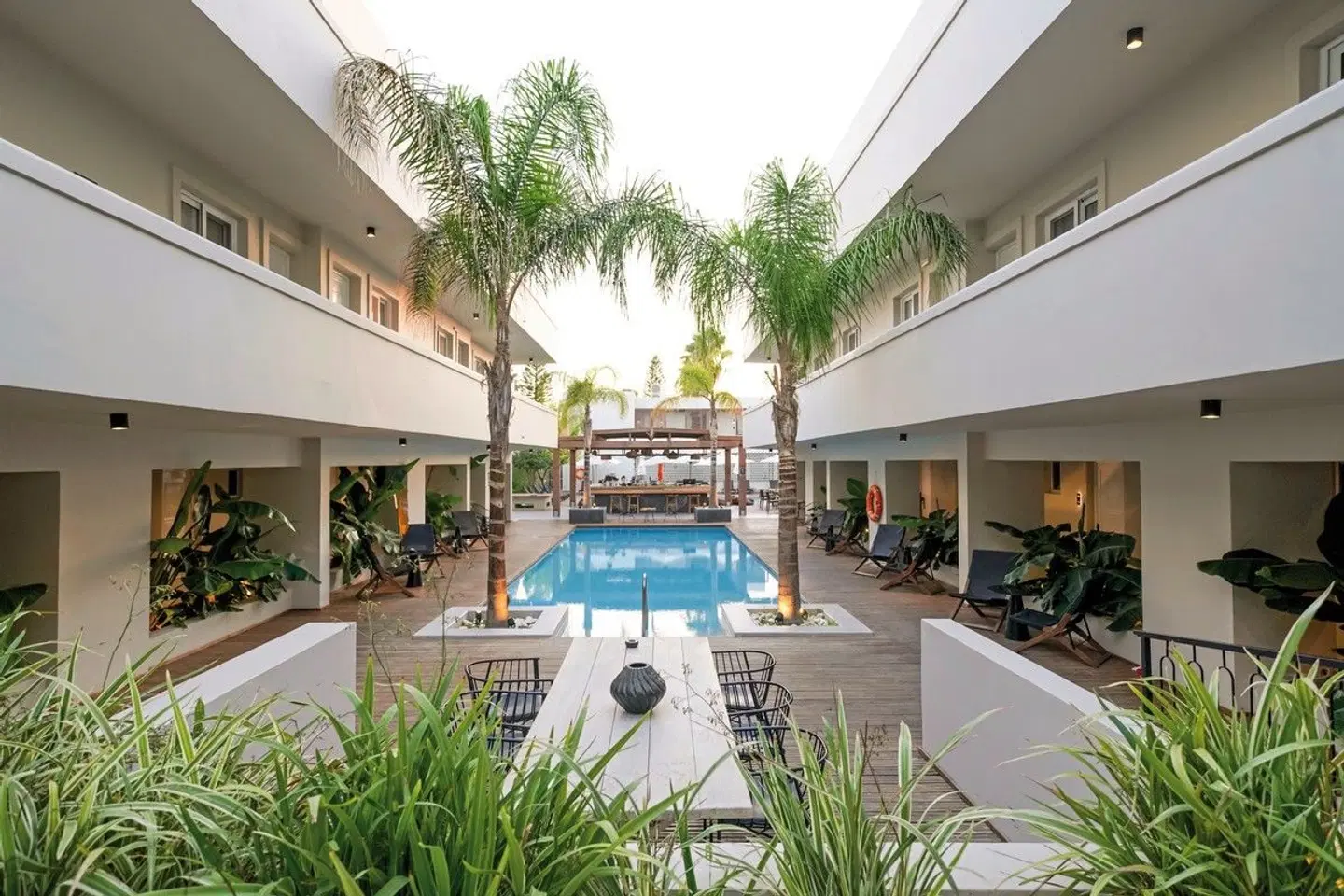 Sentido More Meni Residence & Suites EXTERIOR