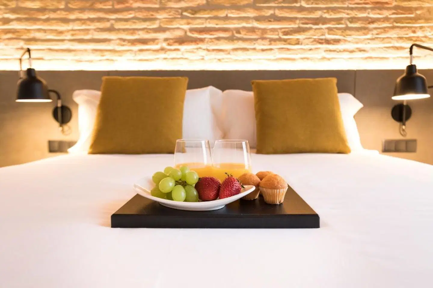 Aspasios Sagrada Familia Apartments HEALTH_BEAUTY