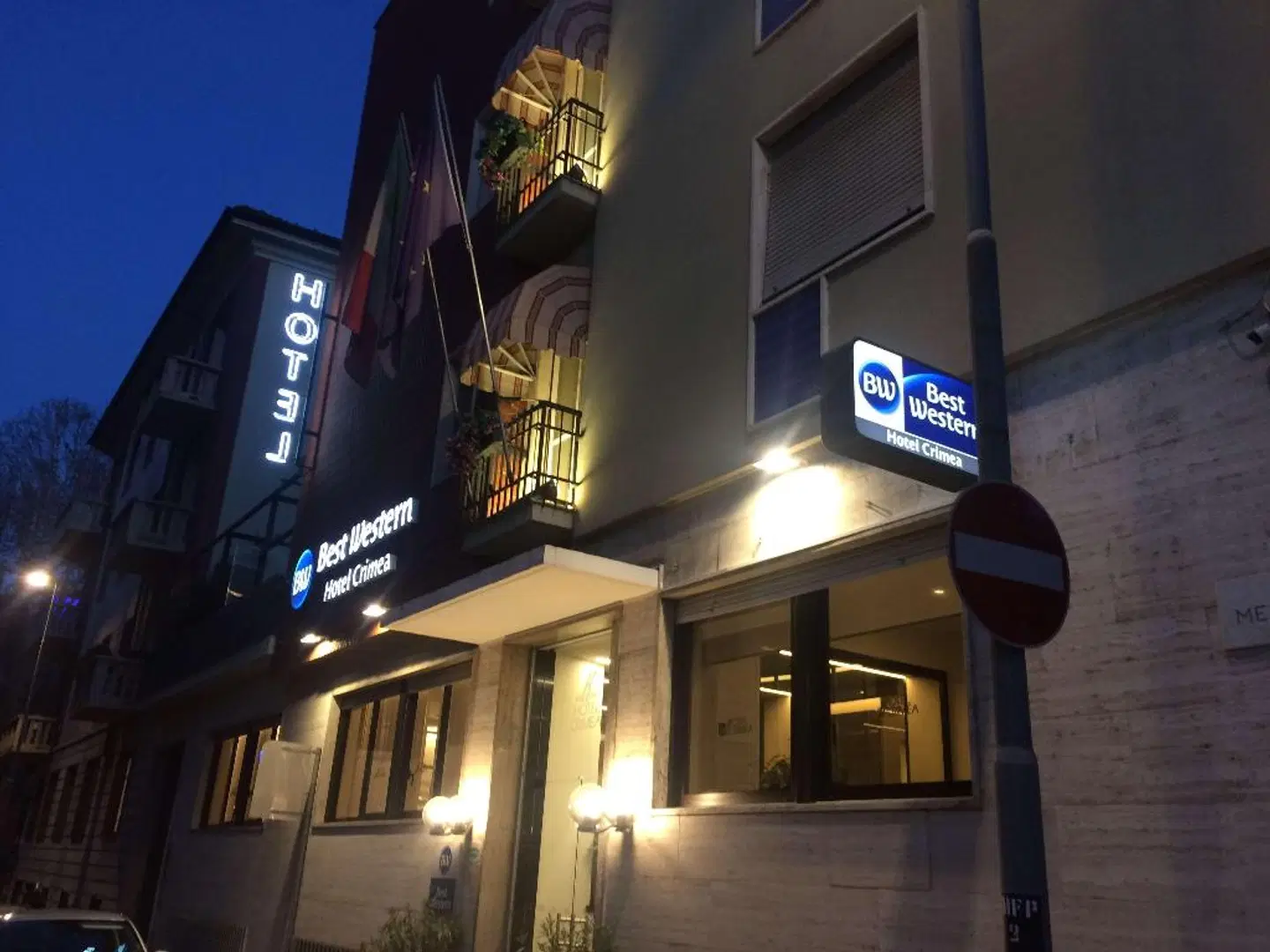 Best Western Hotel Crimea EXTERIOR