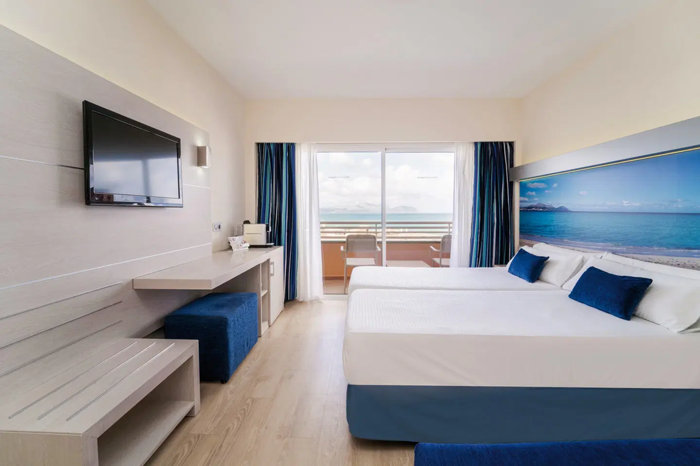 Globales Janeiro ROOM_EXAMPLE