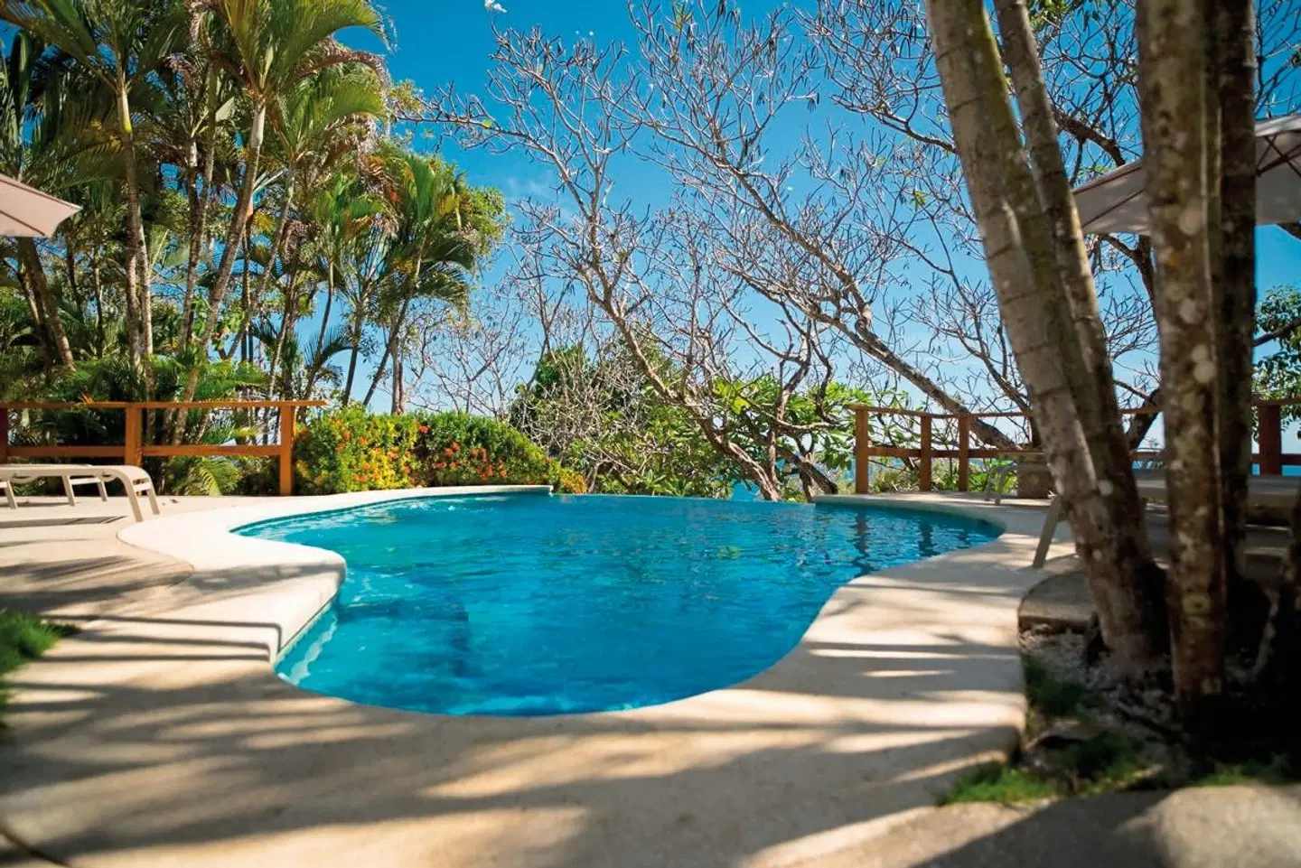 Tango Mar Beachfront Boutique Hotel & Villas OUTDOOR_POOL