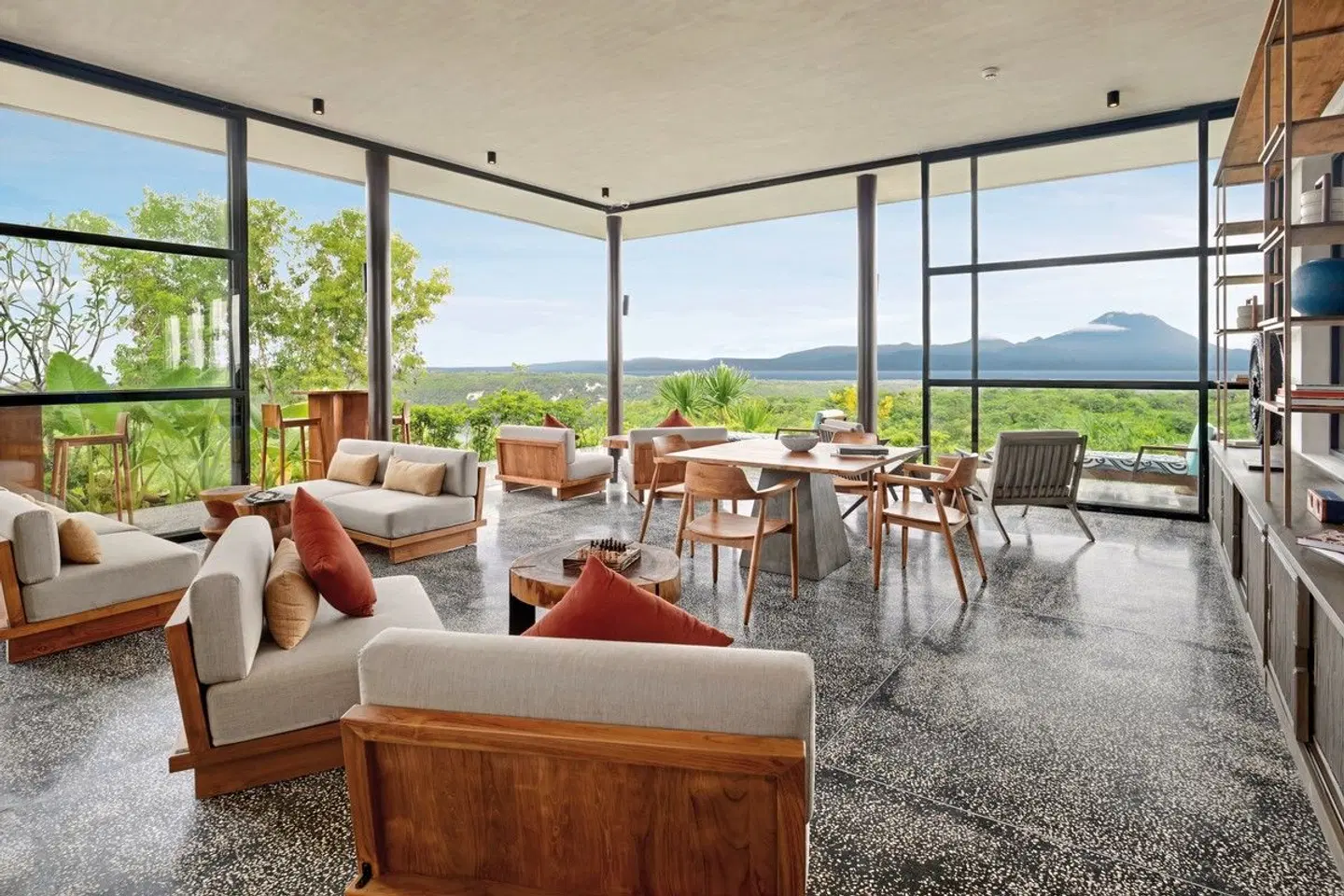 MAUA Nusa Penida Bali Restaurant