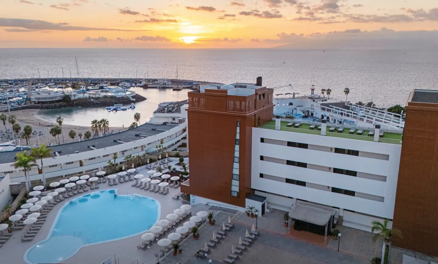 AluaSoul Costa Adeje OUTDOOR_POOL