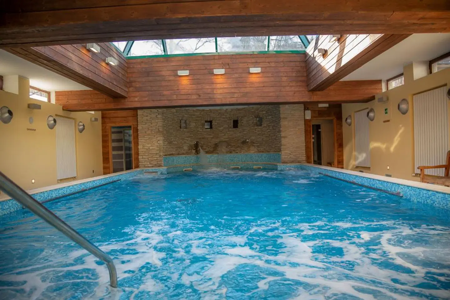 Hotel La Torre Spa & Restaurant Hallenbad