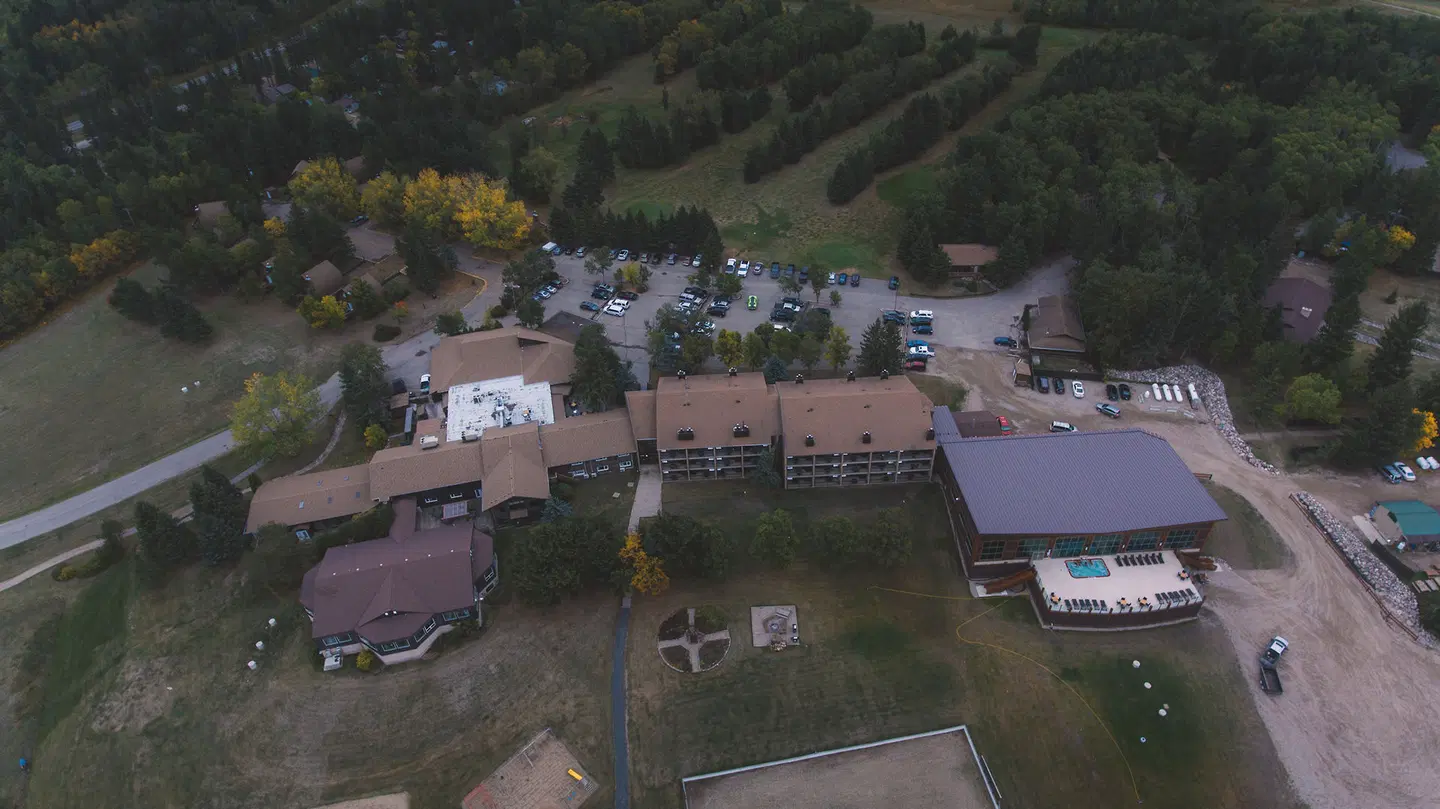 Elkhorn Resort Spa & Conference Centre Terrasse
