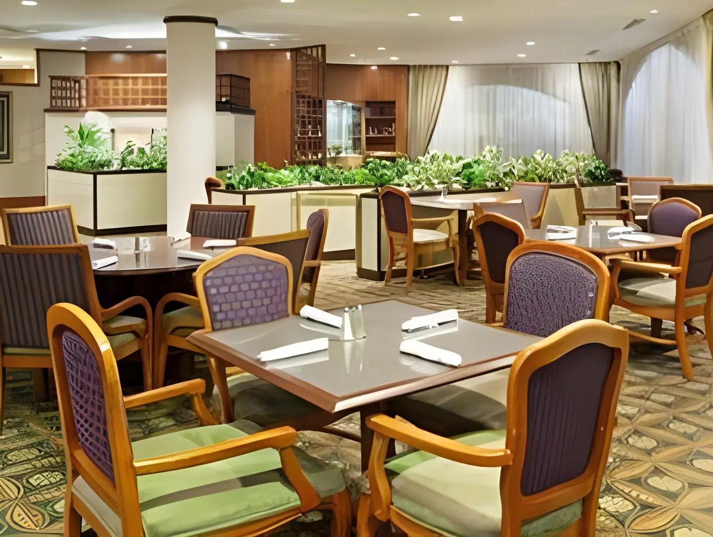 Holiday Inn Charlotte University Restaurant