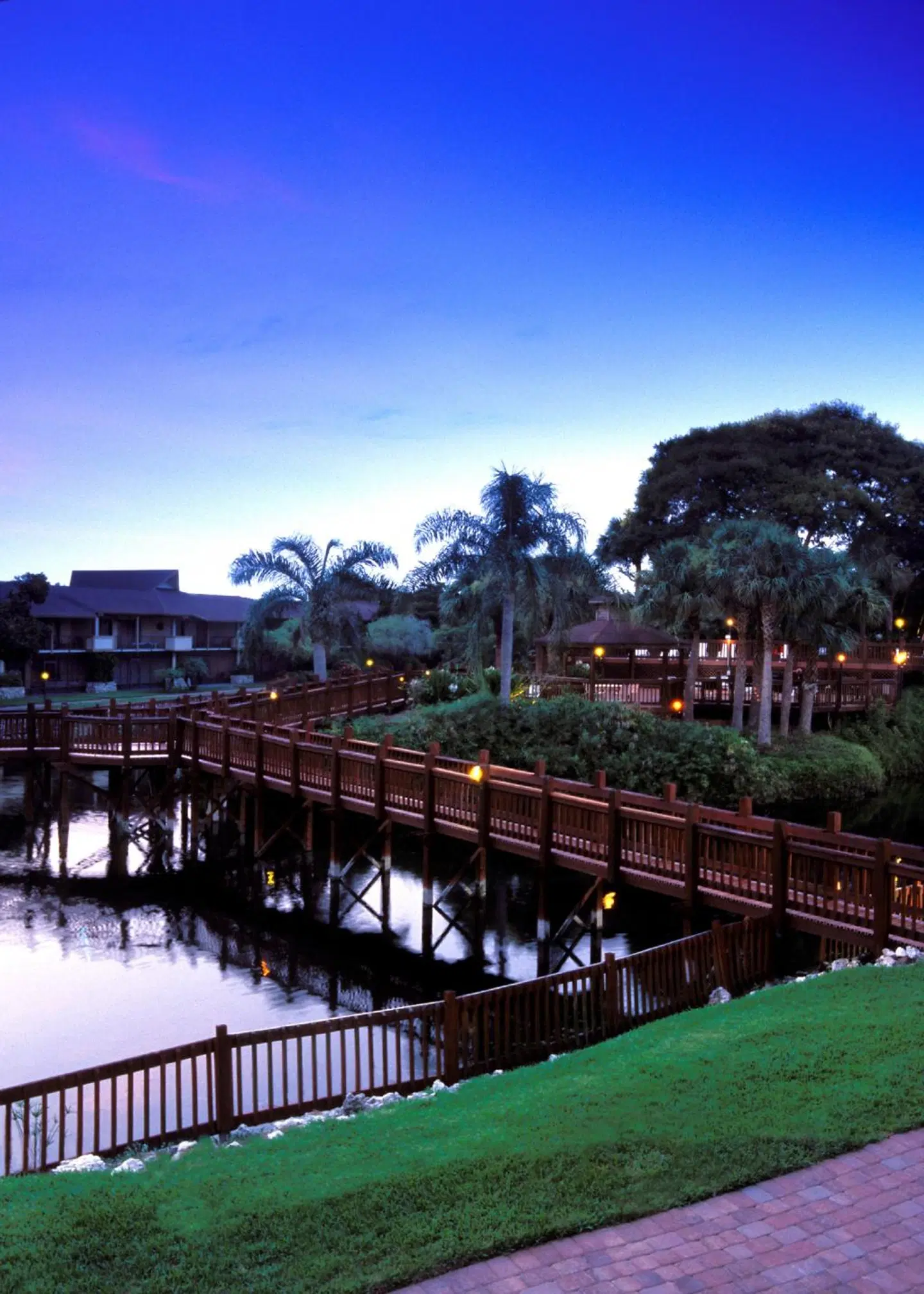 Park Shore Resort SPORTS_AND_LEISURE