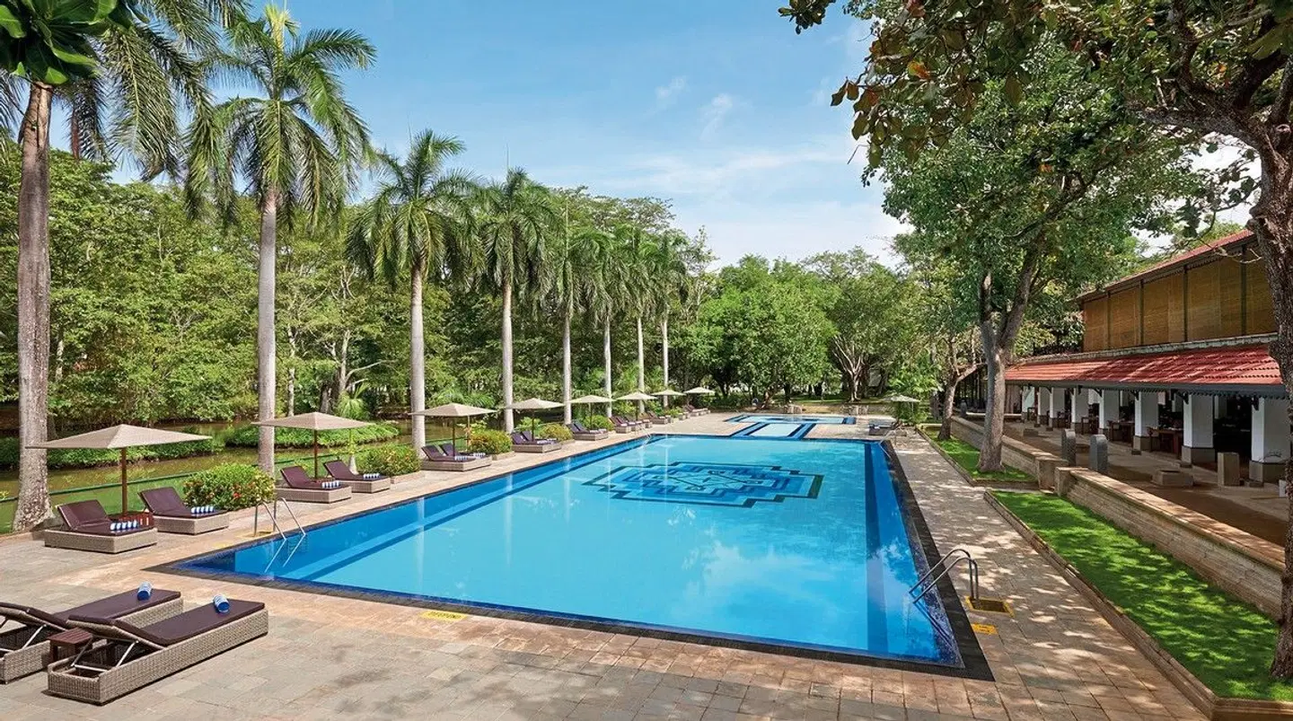 Cinnamon Lodge Habarana OUTDOOR_POOL