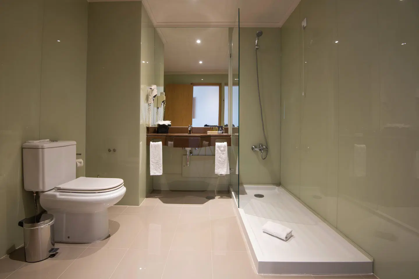 Vila Galé Estoril Badezimmer