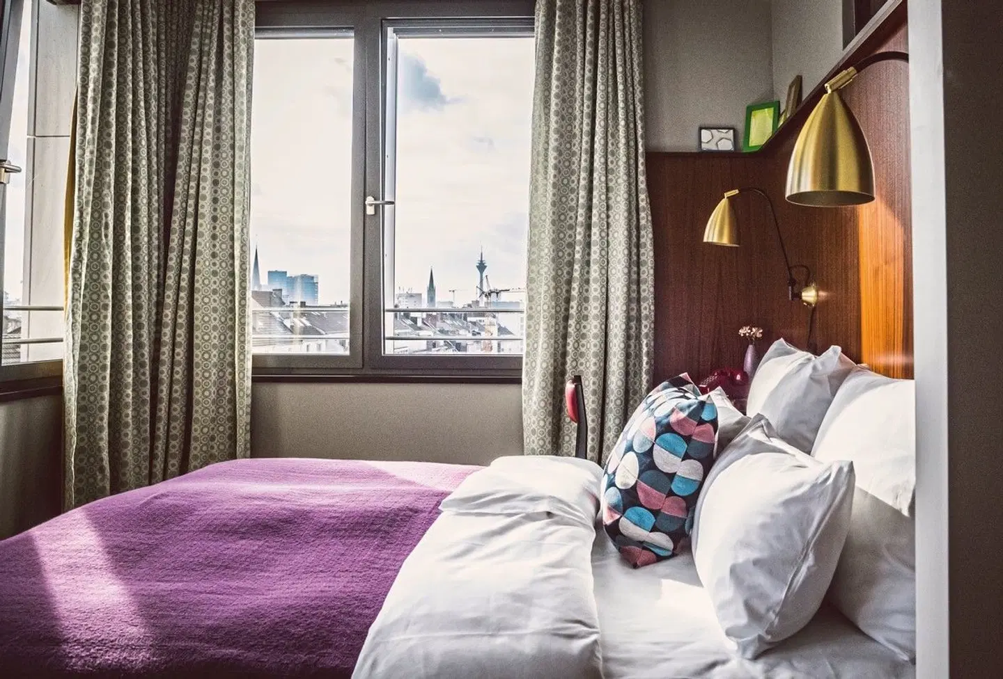 HENRI Hotel Düsseldorf Downtown ROOM_EXAMPLE