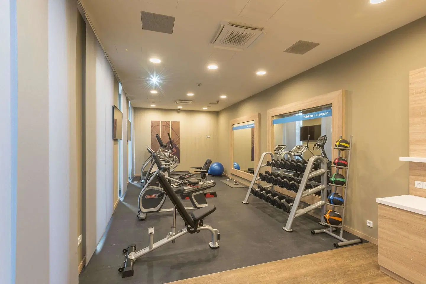 Hampton by Hilton Frankfurt Airport SPORTS_AND_LEISURE