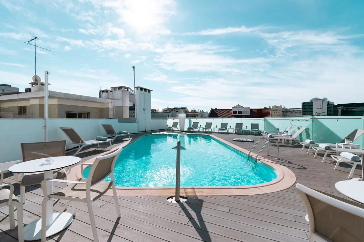 SANA Reno Hotel OUTDOOR_POOL