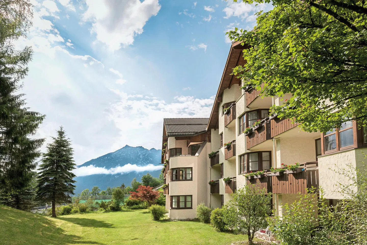 Dorint Sporthotel Garmisch-Partenkirchen EXTERIOR