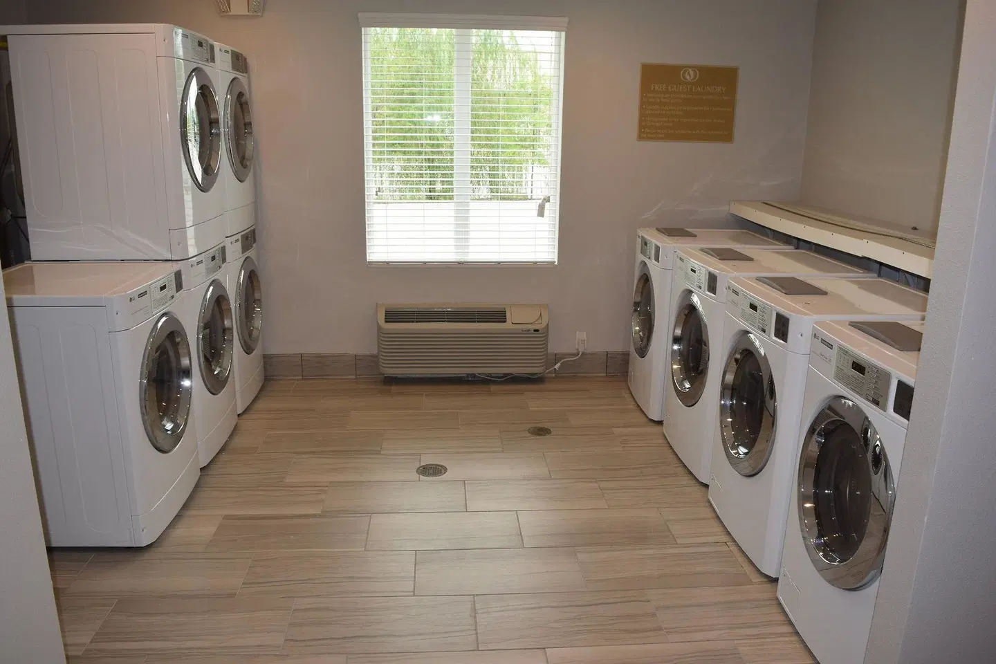 Candlewood Suites Nashville - Metro Center SPORTS_AND_LEISURE