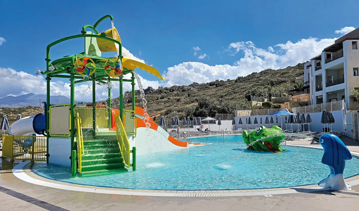 Grand Hotel Holiday Resort OUTDOOR_POOL