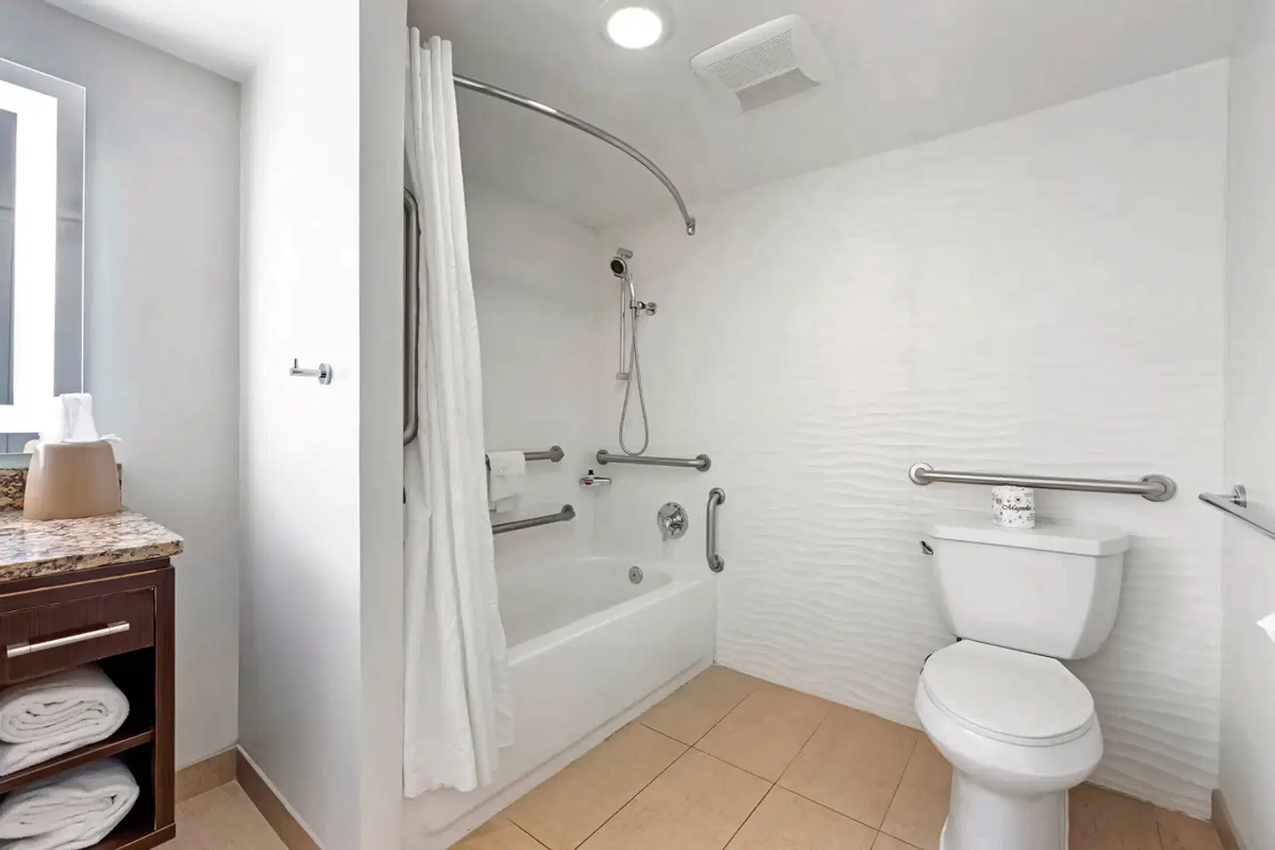 The Capitol Hotel Downtown, Ascend Hotel Collection Badezimmer