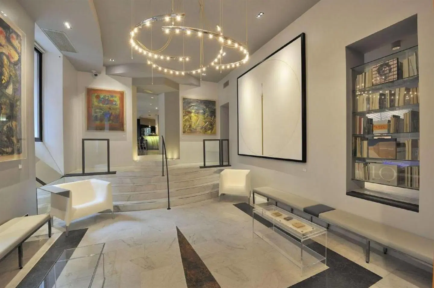 Art Hotel Boston HEALTH_BEAUTY