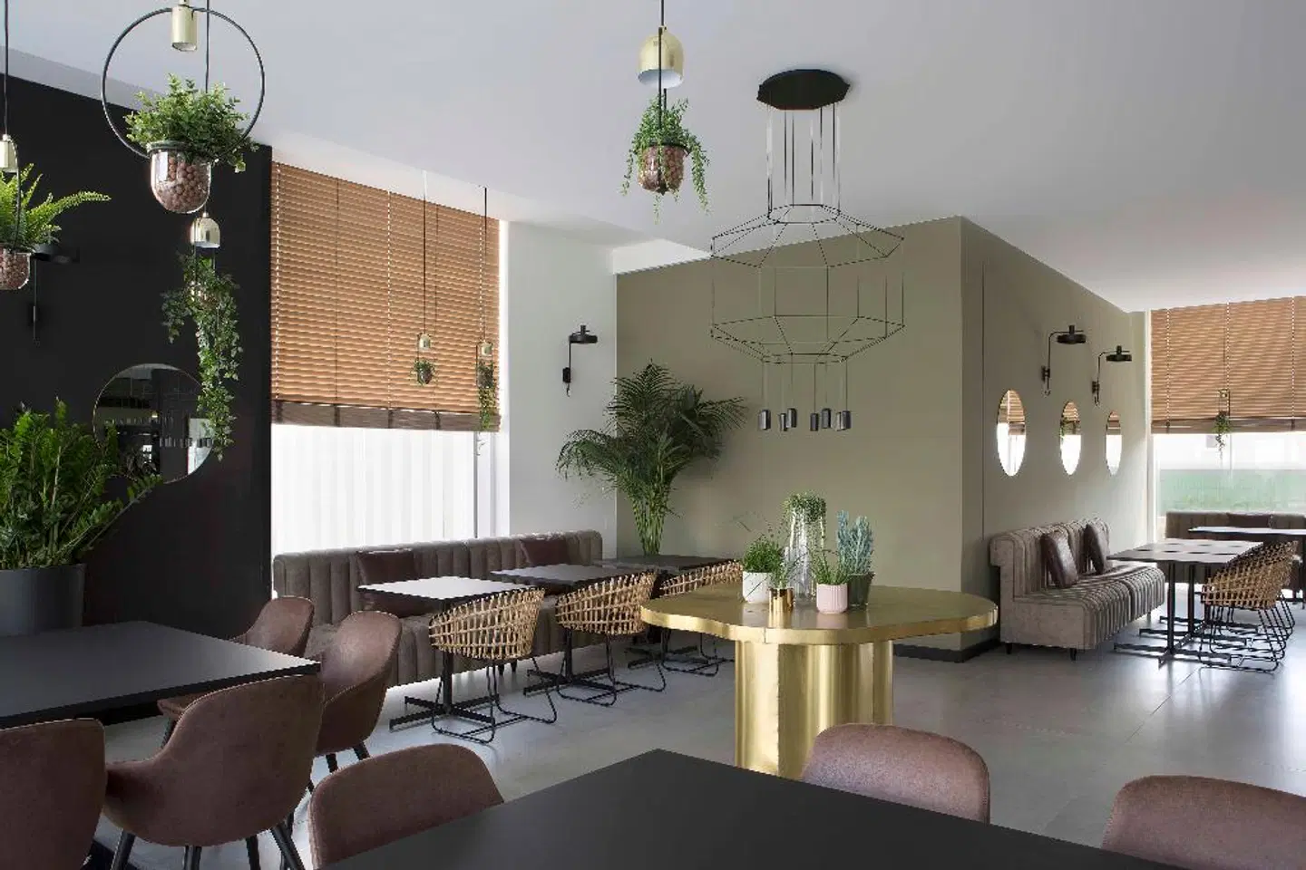 J Hotel LOUNGE_LOBBY