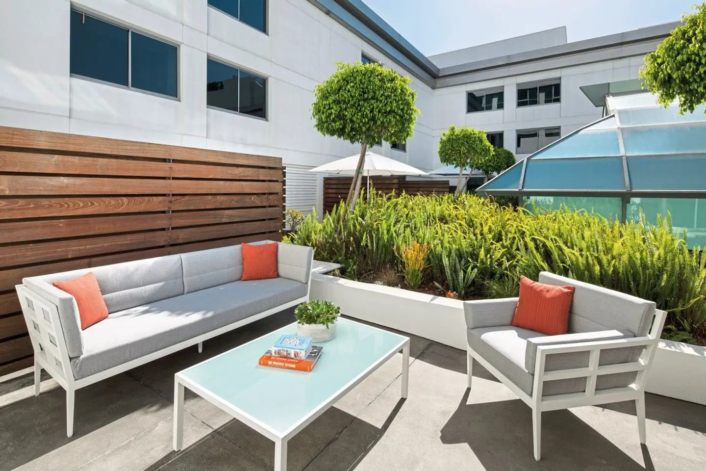 SLS Hotel, a Luxury Collection Hotel, Beverly Hills Terrasse