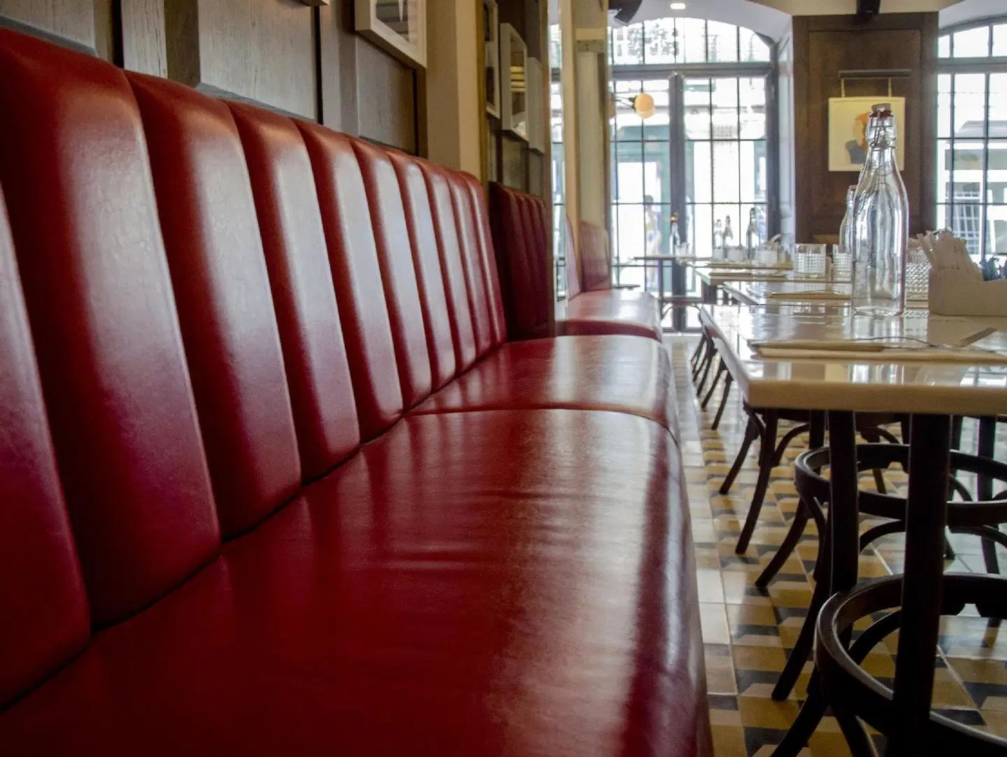 Browns Central Hotel Bar