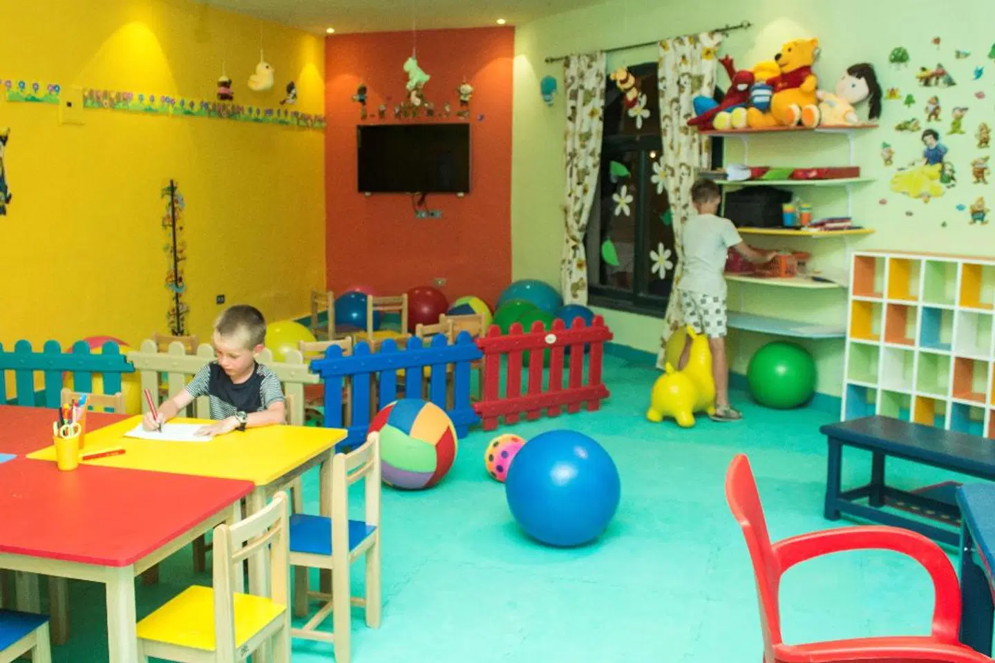 Lotus Bay Resort SPORTS_AND_LEISURE