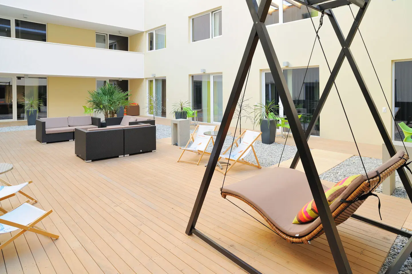 harry's home Dornbirn Terrasse