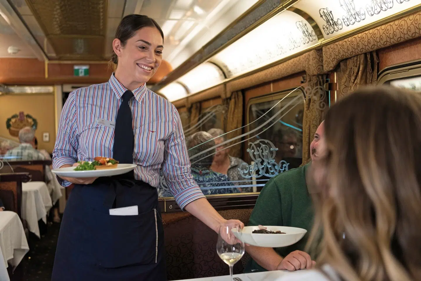 Indian Pacific - Perth - Adelaide PEOPLE