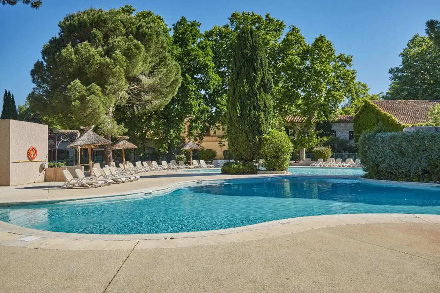 Résidence Club Odalys Les Gardians OUTDOOR_POOL