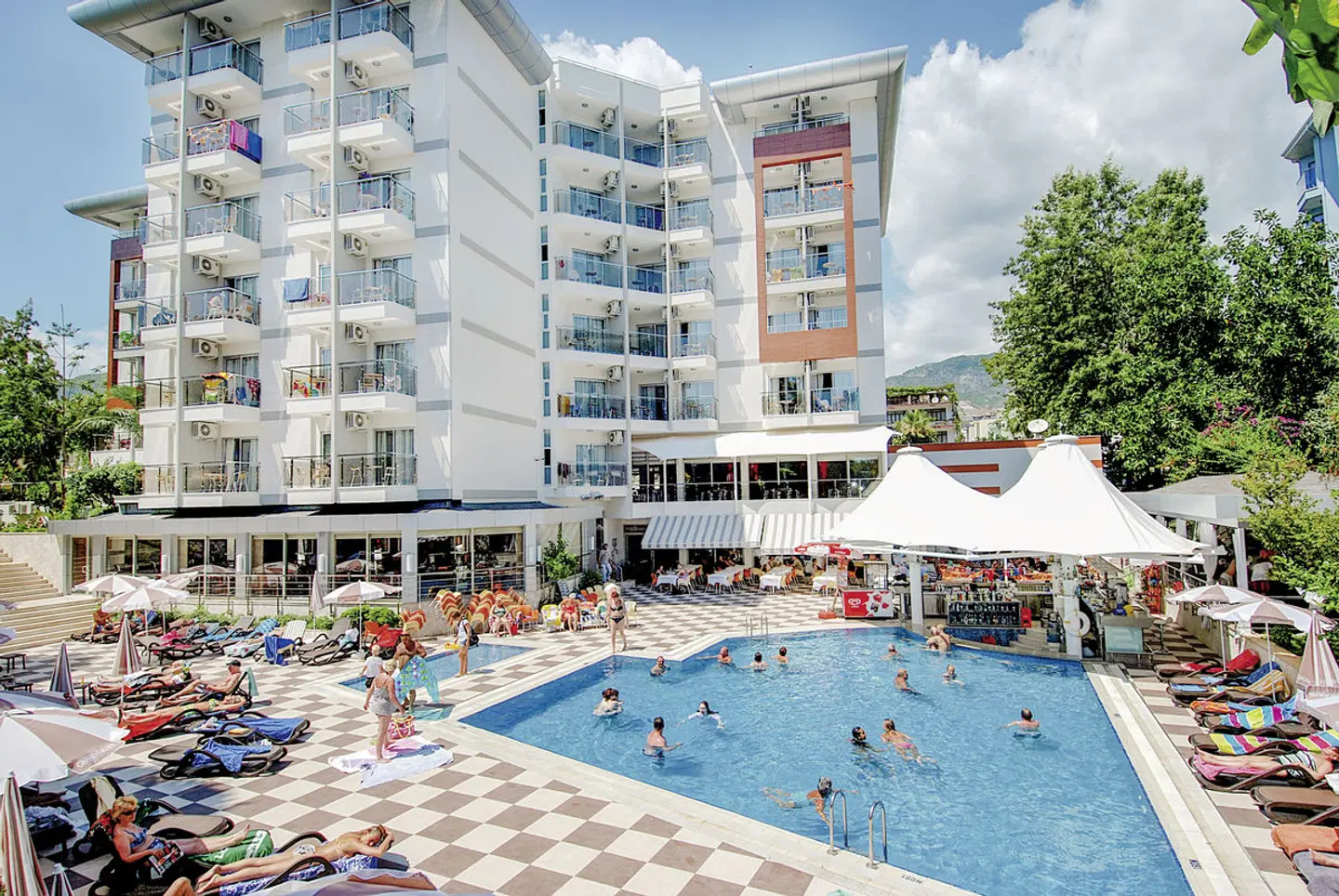 Grand Okan OUTDOOR_POOL