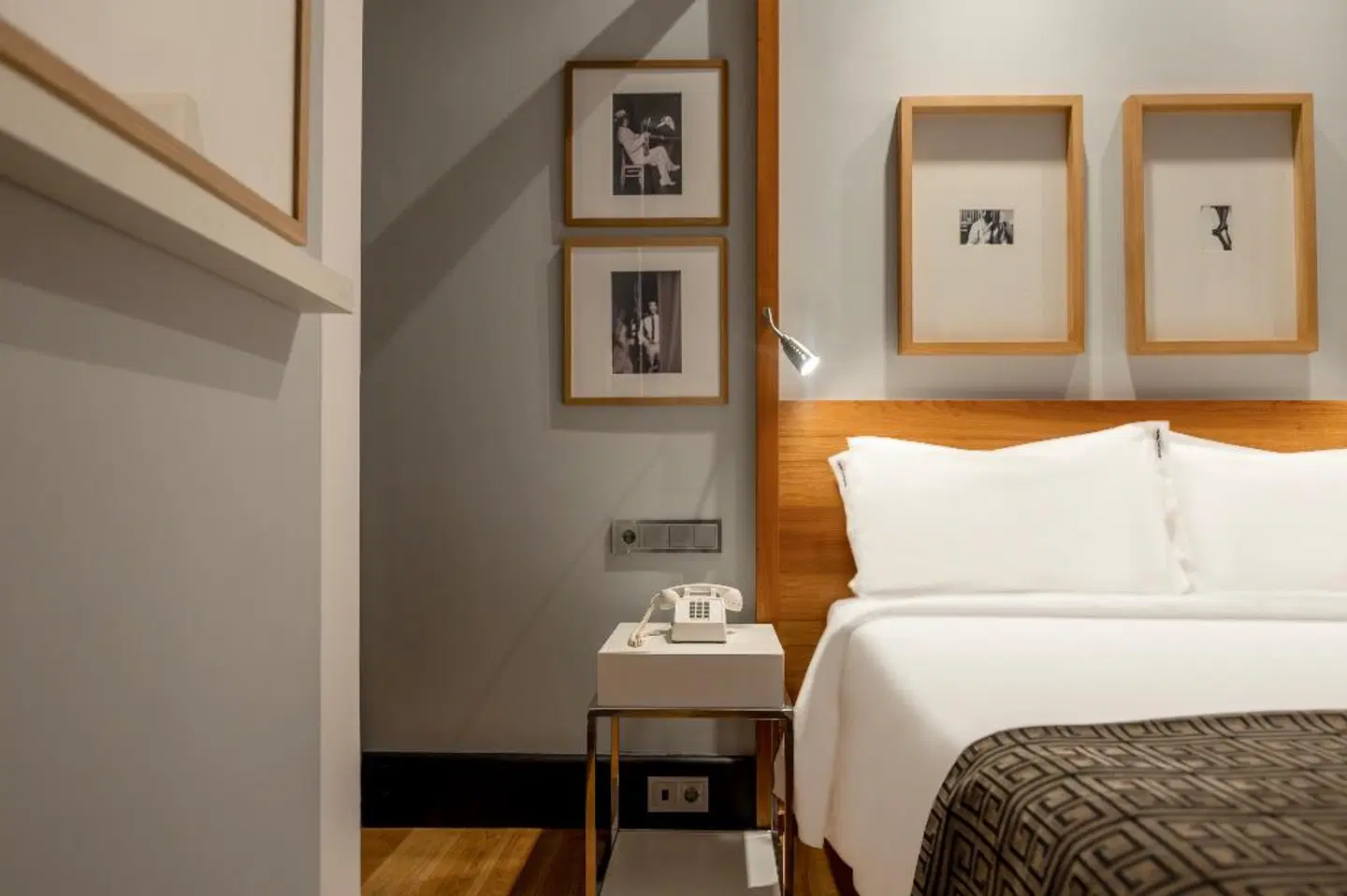 Browns Downtown Hotel ROOM_EXAMPLE