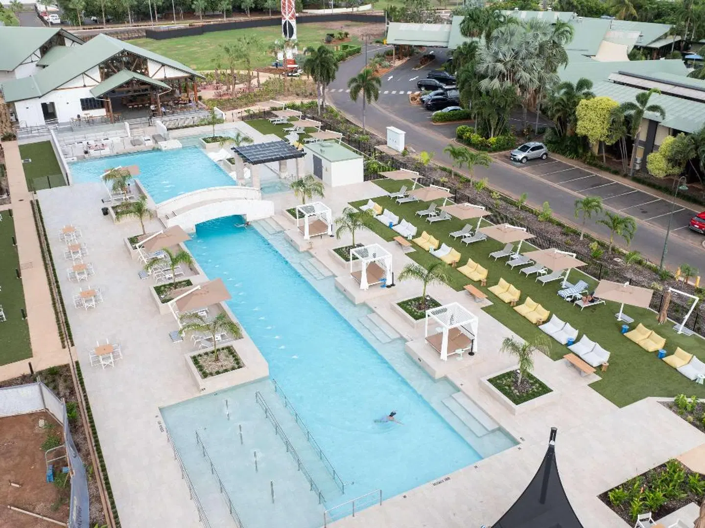 ibis Darwin Airport Hotel OUTDOOR_POOL