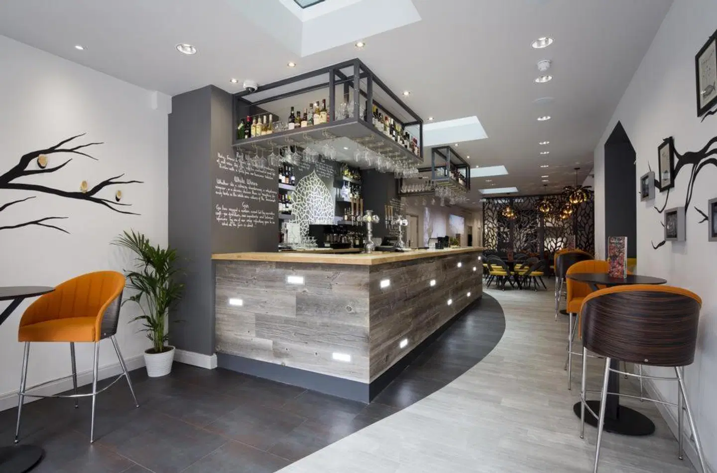 TheWesley LOUNGE_LOBBY