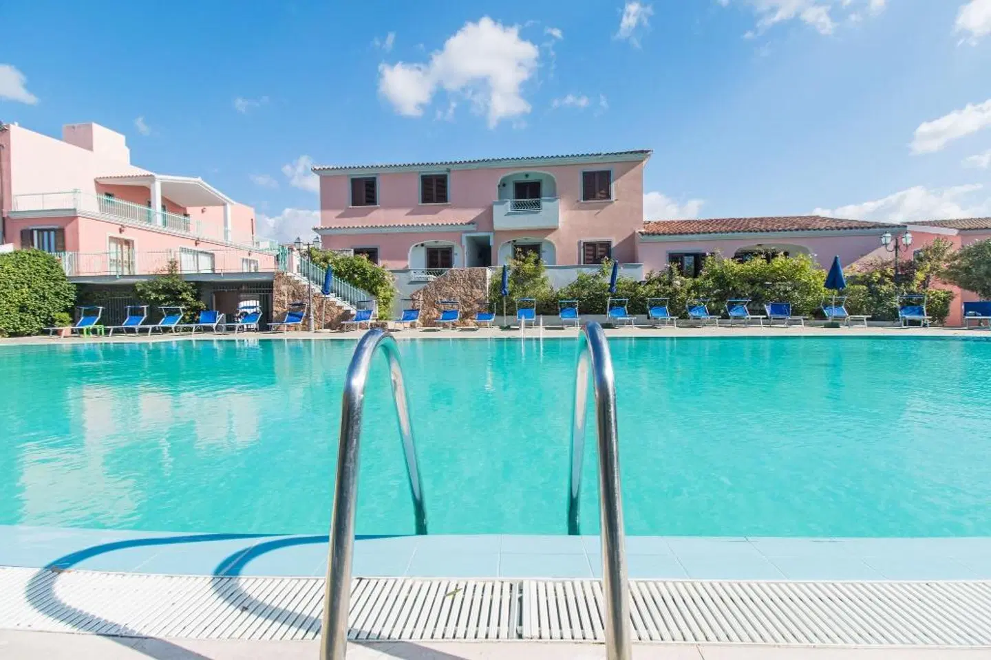 Albergo Residenziale Gli Ontani OUTDOOR_POOL