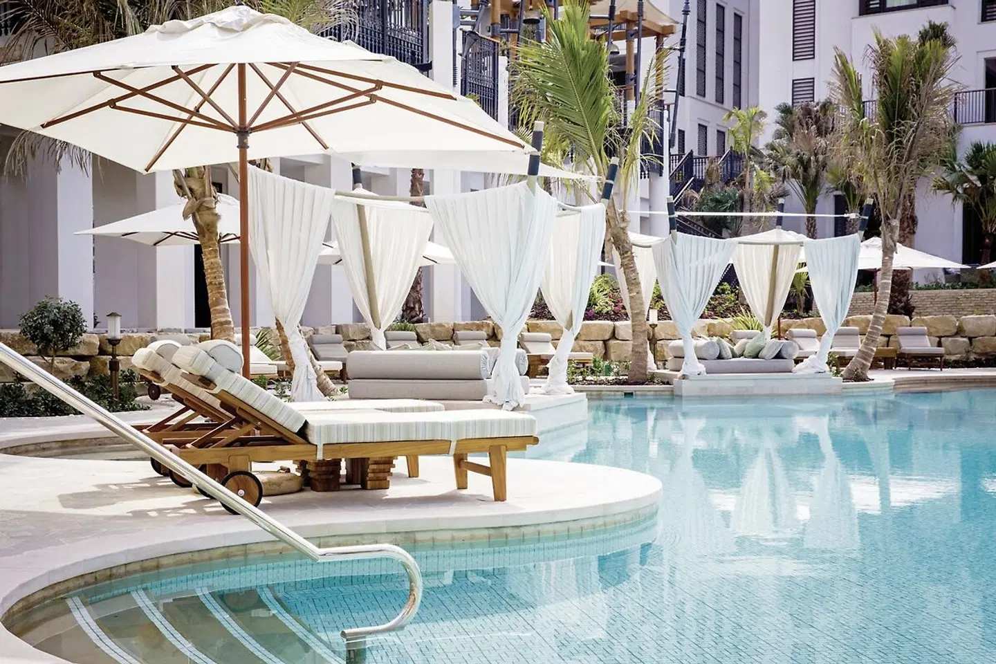 Jumeirah Al Naseem OUTDOOR_POOL