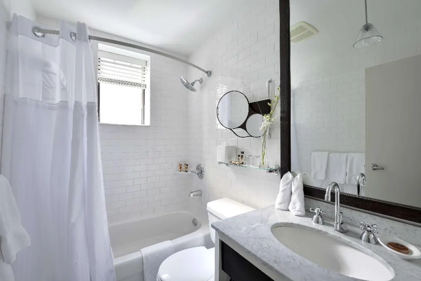 Arc The Hotel Badezimmer