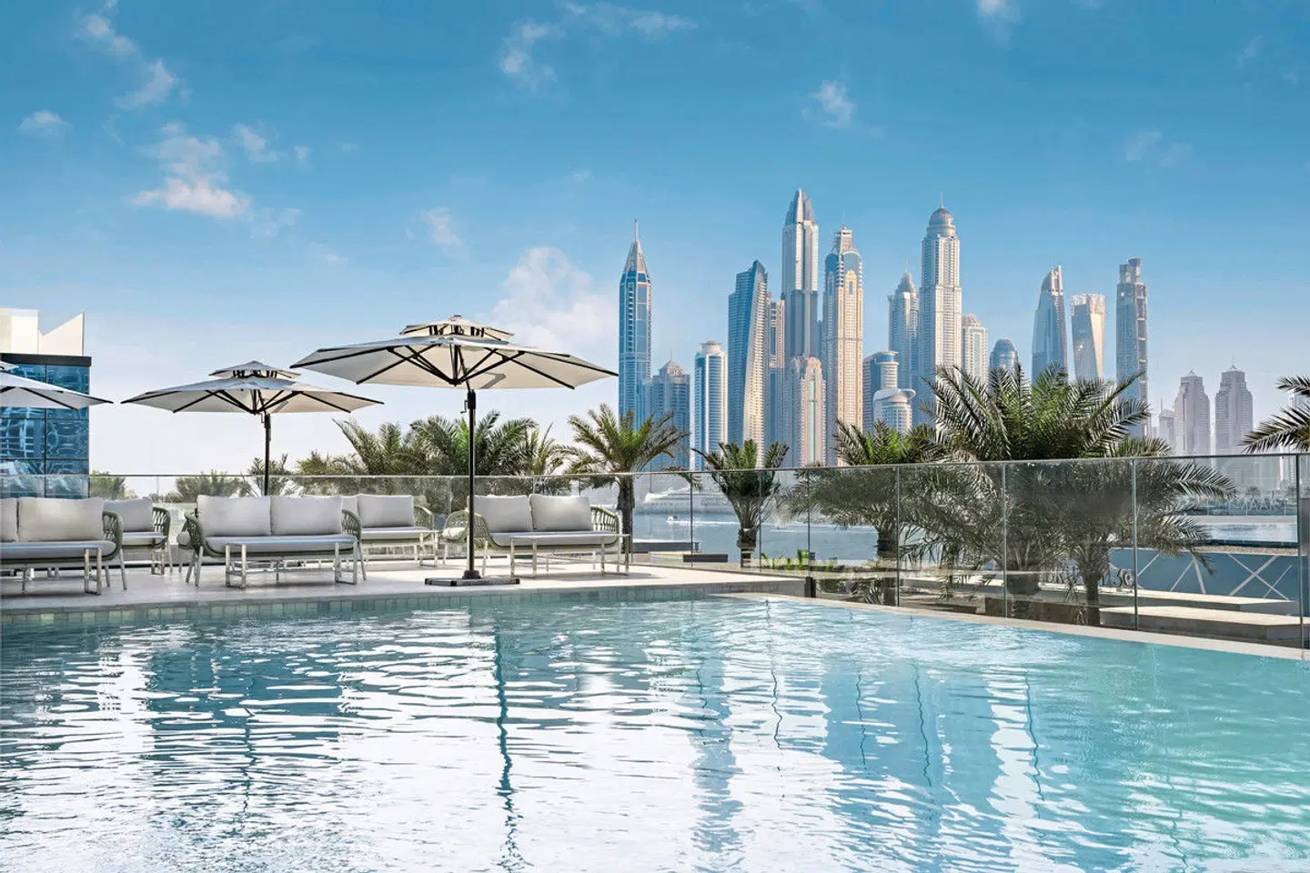 Radisson Beach Resort Palm Jumeirah OUTDOOR_POOL