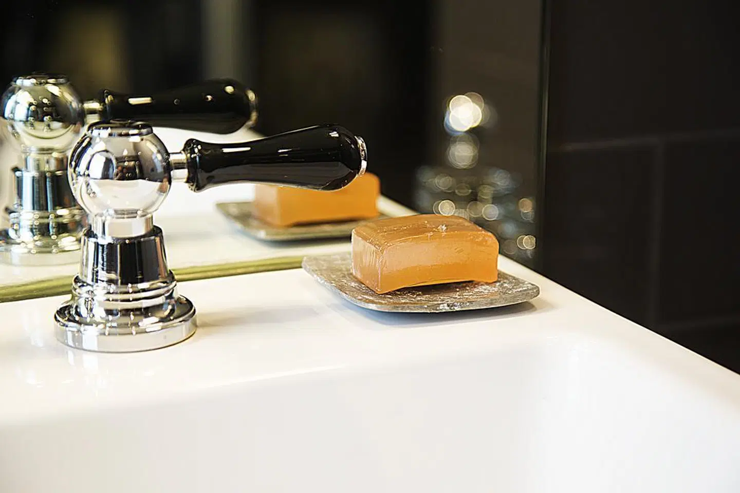 Les Nuits HEALTH_BEAUTY