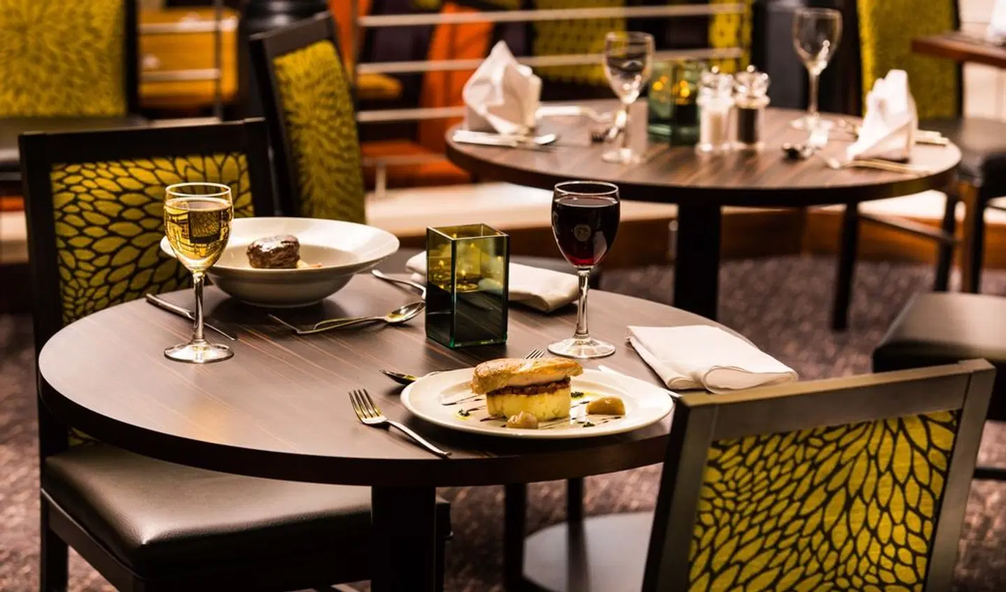 Leonardo Inn Glasgow West End Terrasse