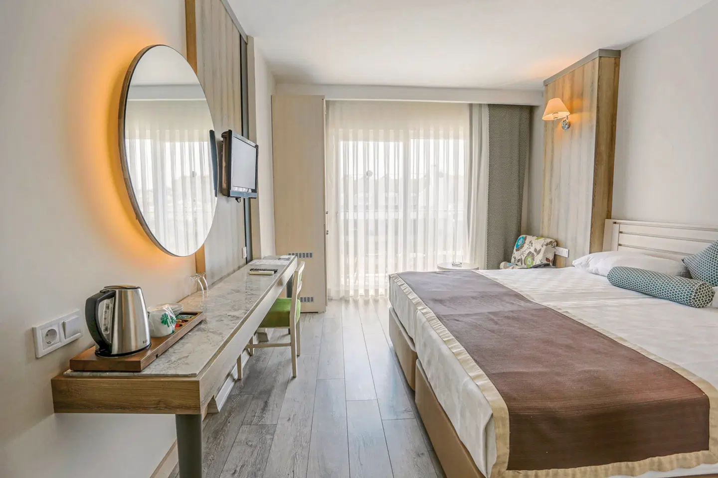 Thalia Unique ROOM_EXAMPLE